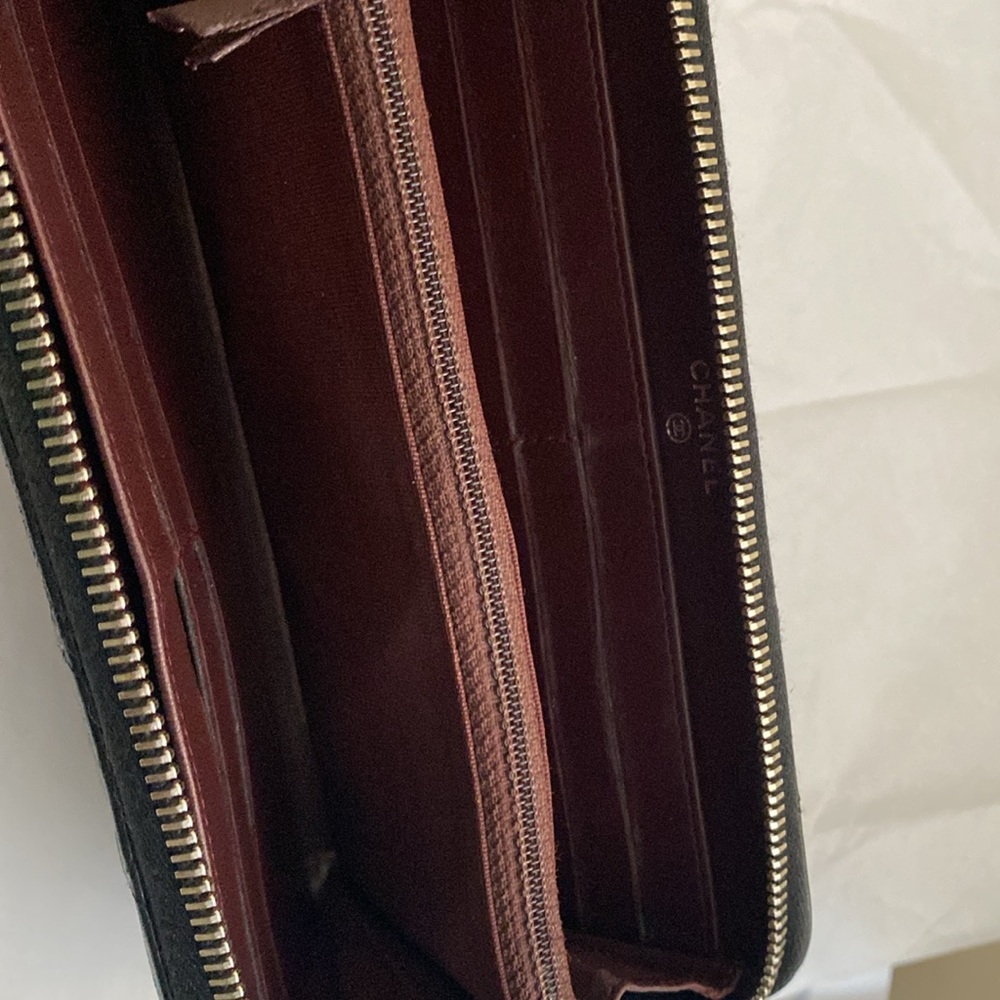 SOLD! Authentic Classic Chanel Continental Wallet - Picture 9 of 13